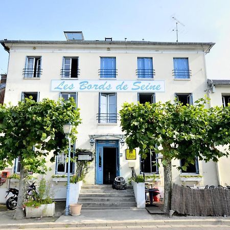 Logis Hotel & Restaurant - Les Bords De Seine La Roche-Guyon Exteriér fotografie
